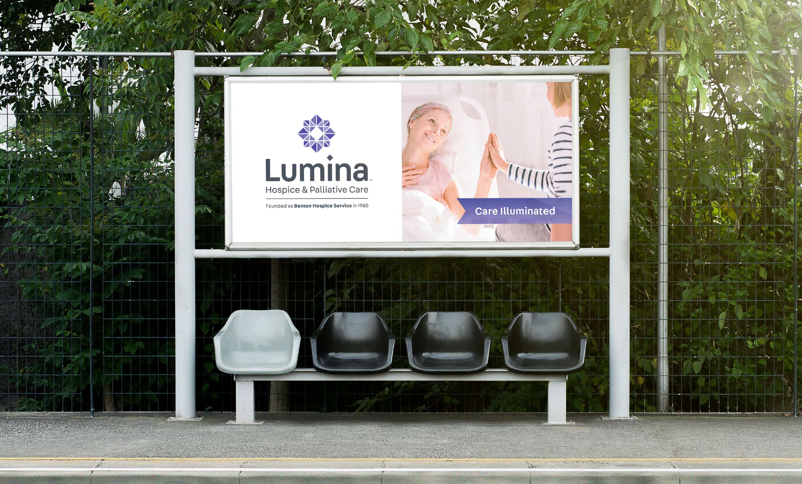 Lumina; Bus Ad